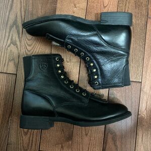 New - Women’s Ariat Heritage Lacer Boots - 9B